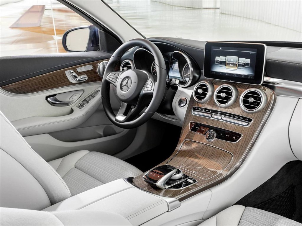 Mercedes C180 15 Woodford Car Hire Mercedes C180 15 Woodford Car Hire