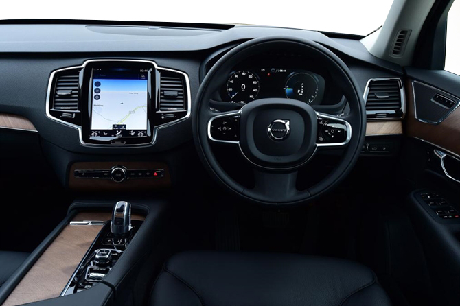 VOLVO XC 90 Interior